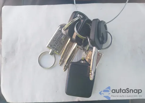 2001 Lincoln Town Car Cartier from USA, damaged, VIN 1LNHM83W51Y613140